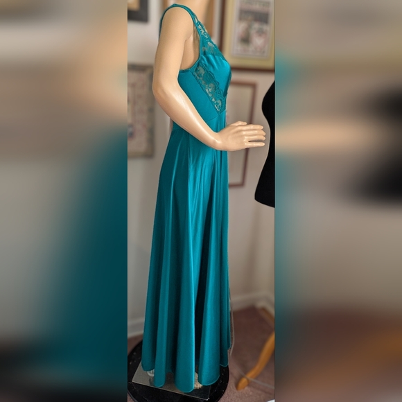 Teal Lace-Trimmed Night Gown - Picture 5 of 8